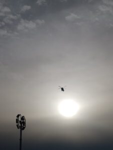 G7: elicottero atterra vicino alle case